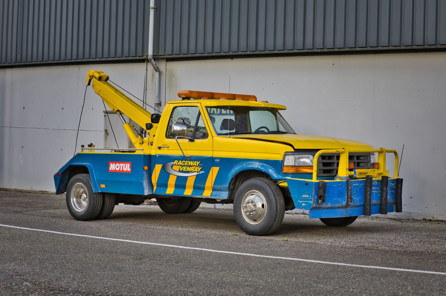Remorquage voiture équipe à Le Lamentin
